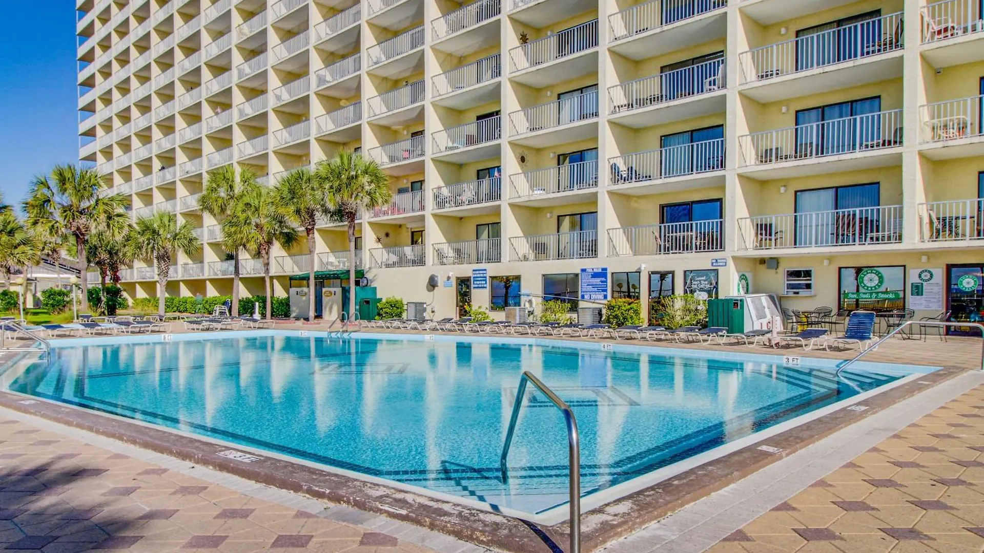 The Summit 325 Aparthotel Panama City Beach 3*,