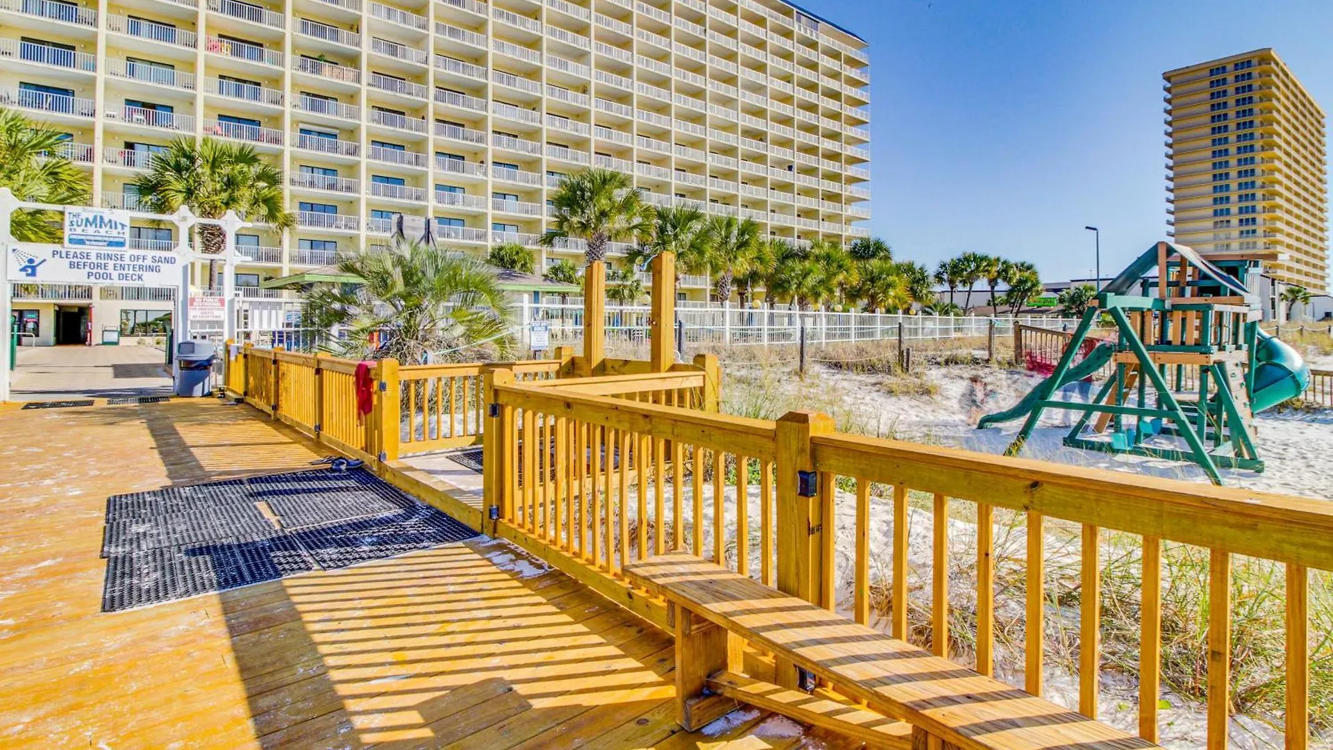 The Summit 325 Aparthotel Panama City Beach