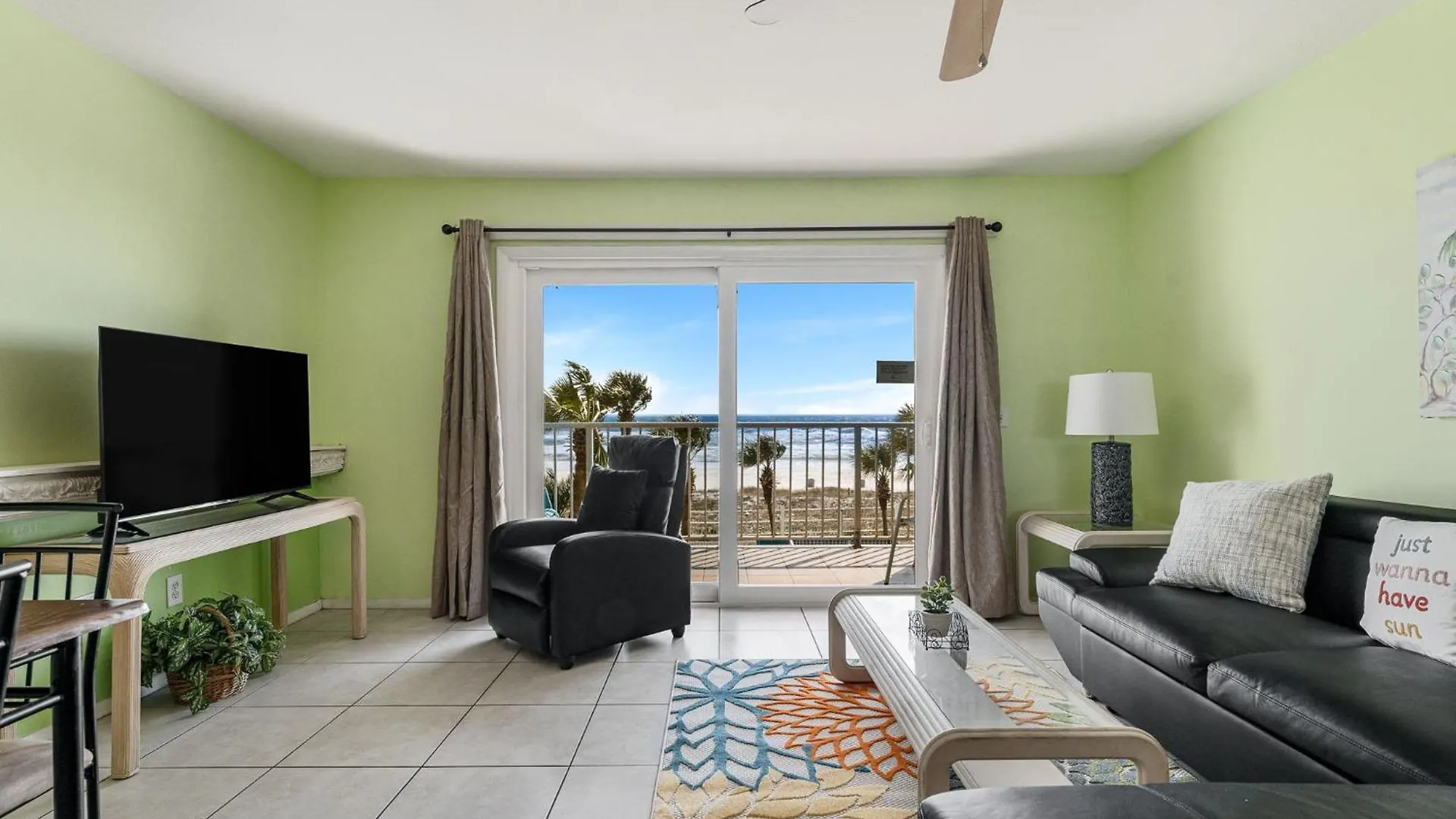 The Summit 325 Aparthotel Panama City Beach