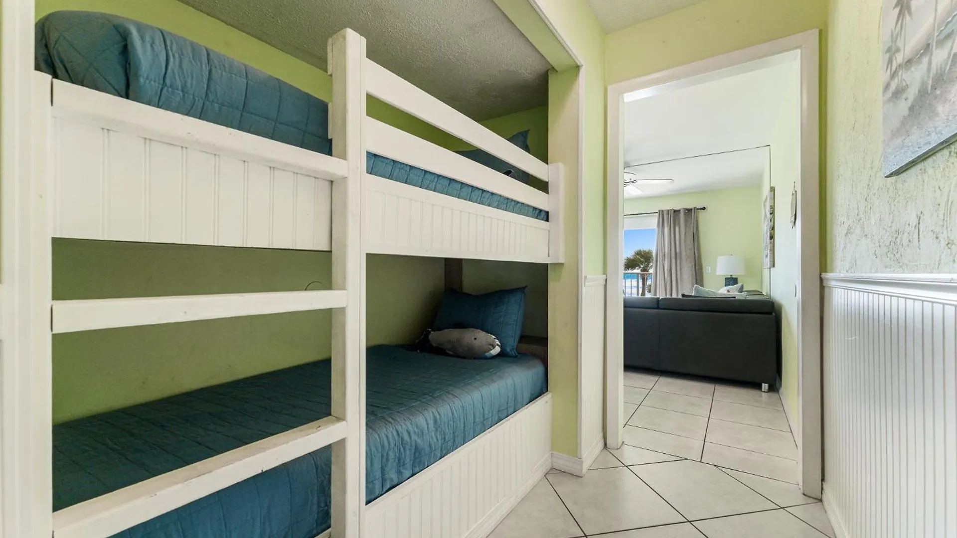 The Summit 325 Aparthotel Panama City Beach